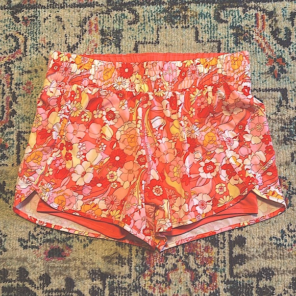 Avia orange groovy running shorts with orange shorts underneath. Size L (12/14) - Picture 2 of 4